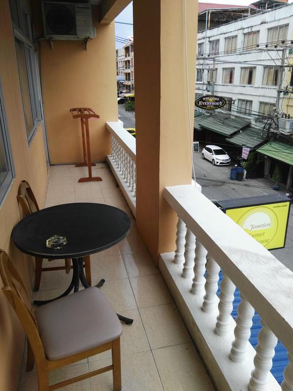 Jomtien Sunset Guesthouse Zewnętrze zdjęcie